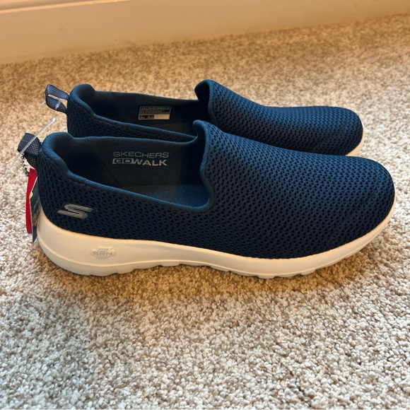 Skechers Go Walk Joy Sensational Day Womens 7.5 Slip-On Walking Shoes - Picture 3 of 7